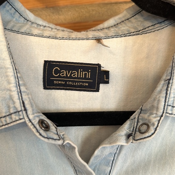 Button down - Picture 4 of 4